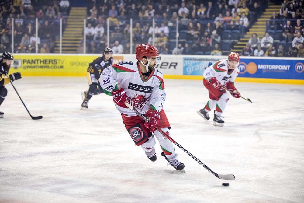 Picture 1 Devils Sean Bentivoglio With The Puck Going Up The Ice, British Ice Hockey