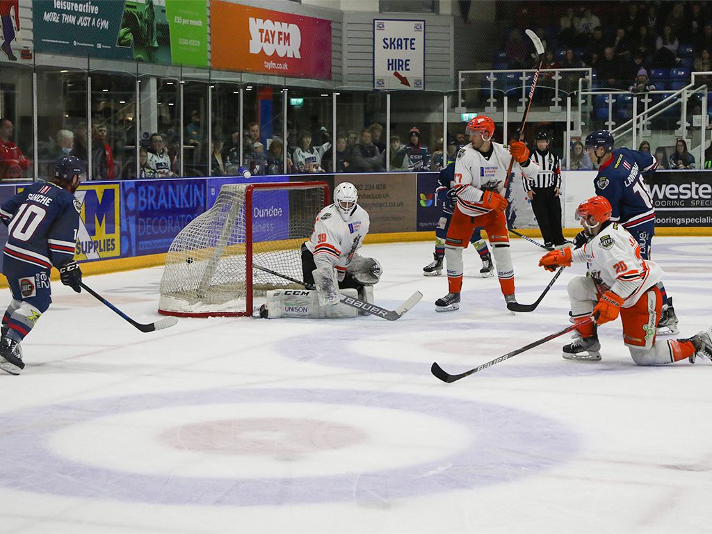 Omar Pacha's Dundee Stars punched their ticket to the 2021-22 Playoff Finals Weekend by beating the Sheffield Steelers (Image: Derek Black)