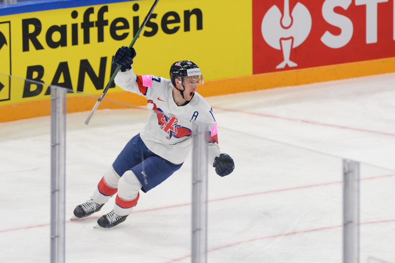 Mark Richardson celebration. Photo: Dean Woolley