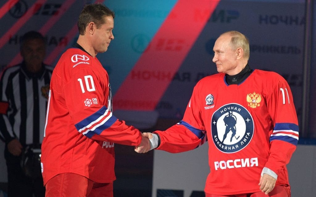 Pavel Bure (left), Russian Hockey Federation (Image: Russian Hockey Federation)